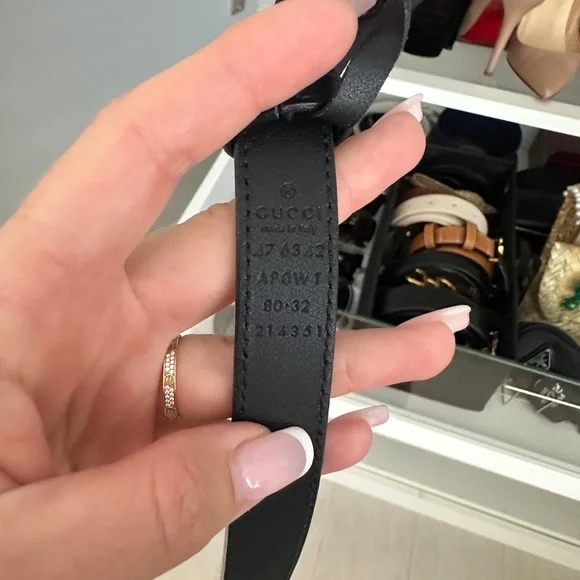 Gucci Black Belt with Pearl Accents display picture 2